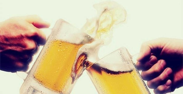 Le coppie che consumano la stessa quantità di alcol hanno meno probabilità di divorziare